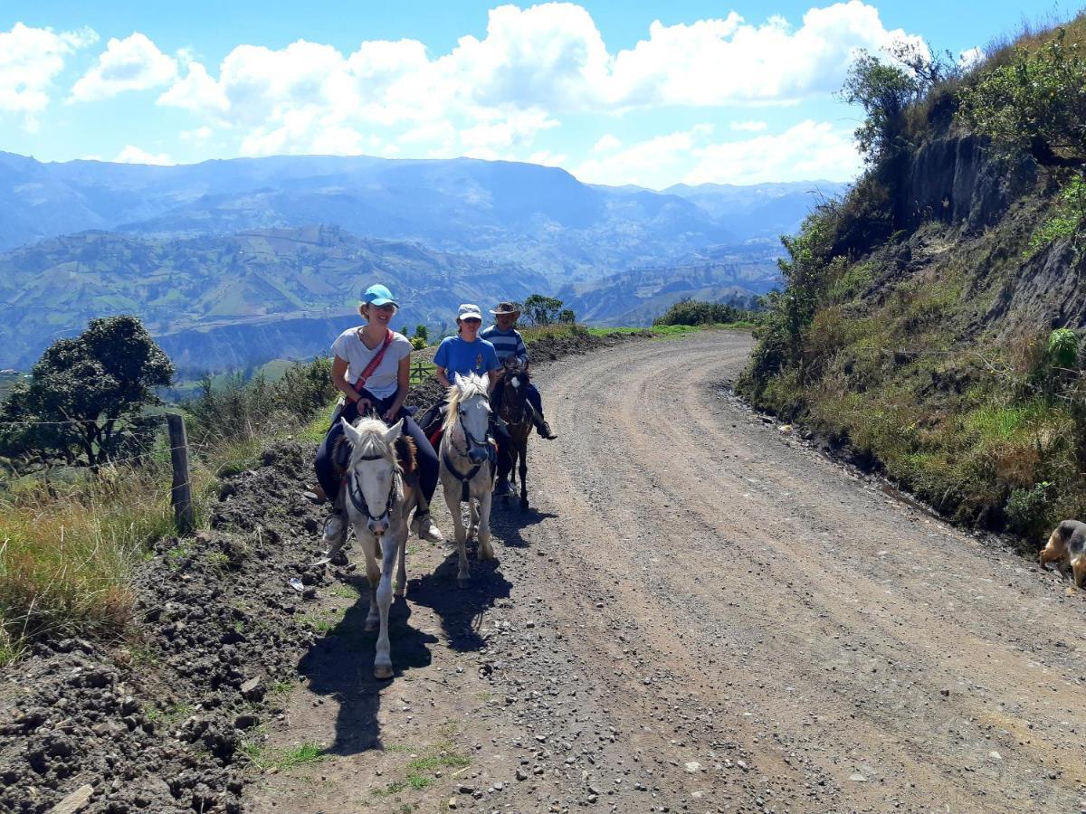 Hostal Cloud Forest Chugchilán Eksteriør bilde